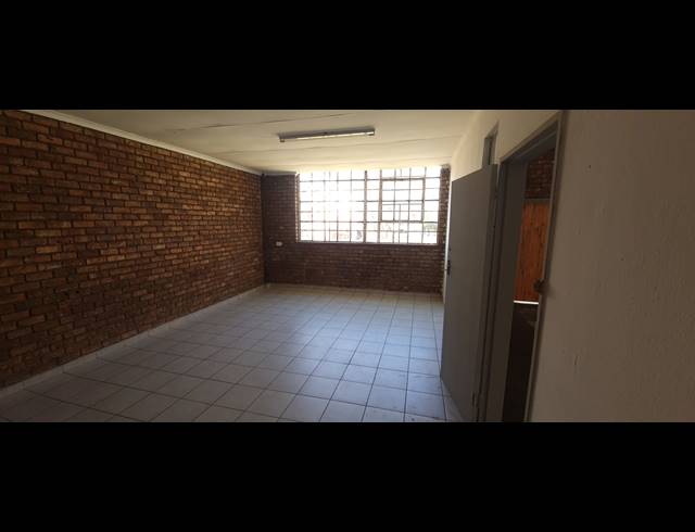 255M² WAREHOUSE TO LET IN BENONI SOUTH